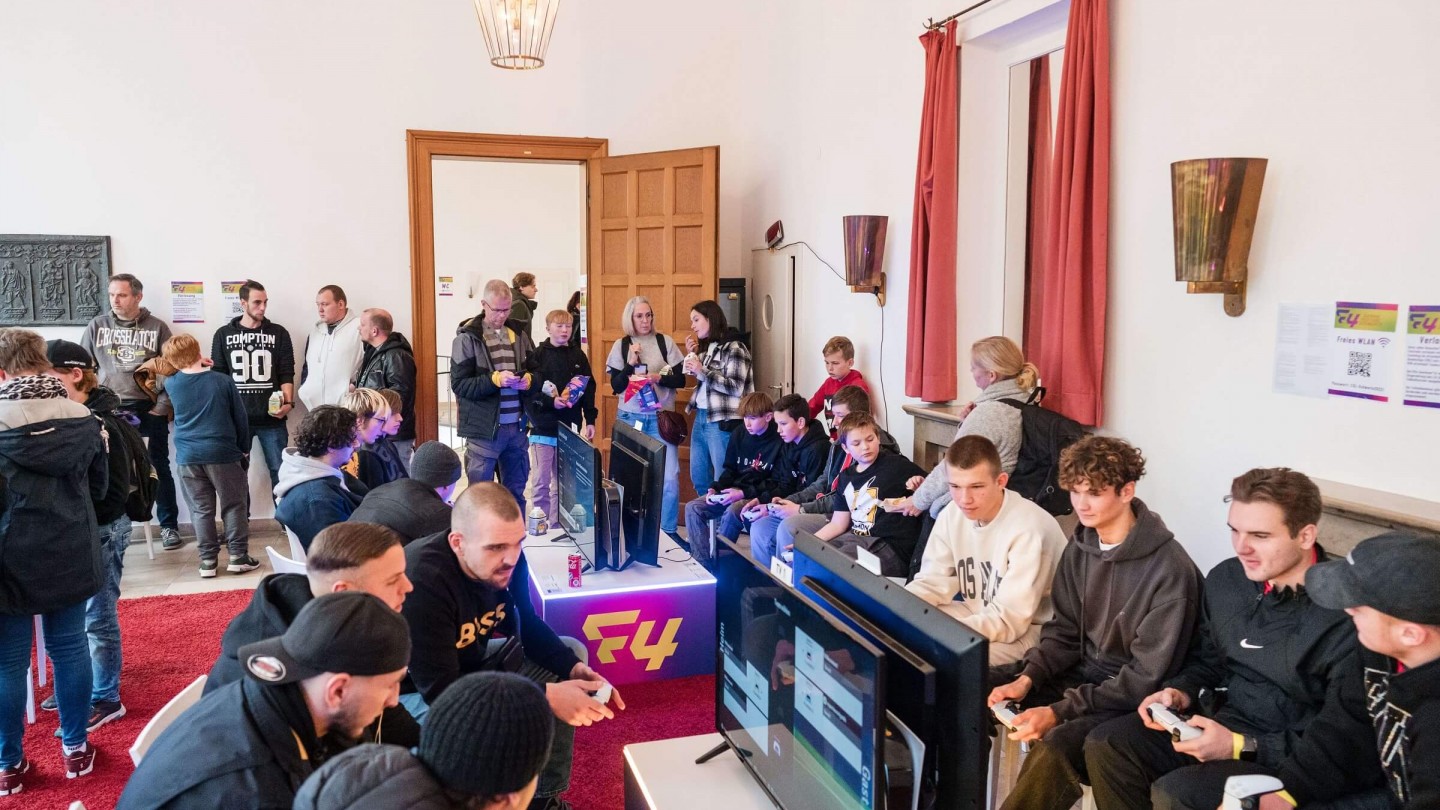 f4 gaming festival schwerte 066 min