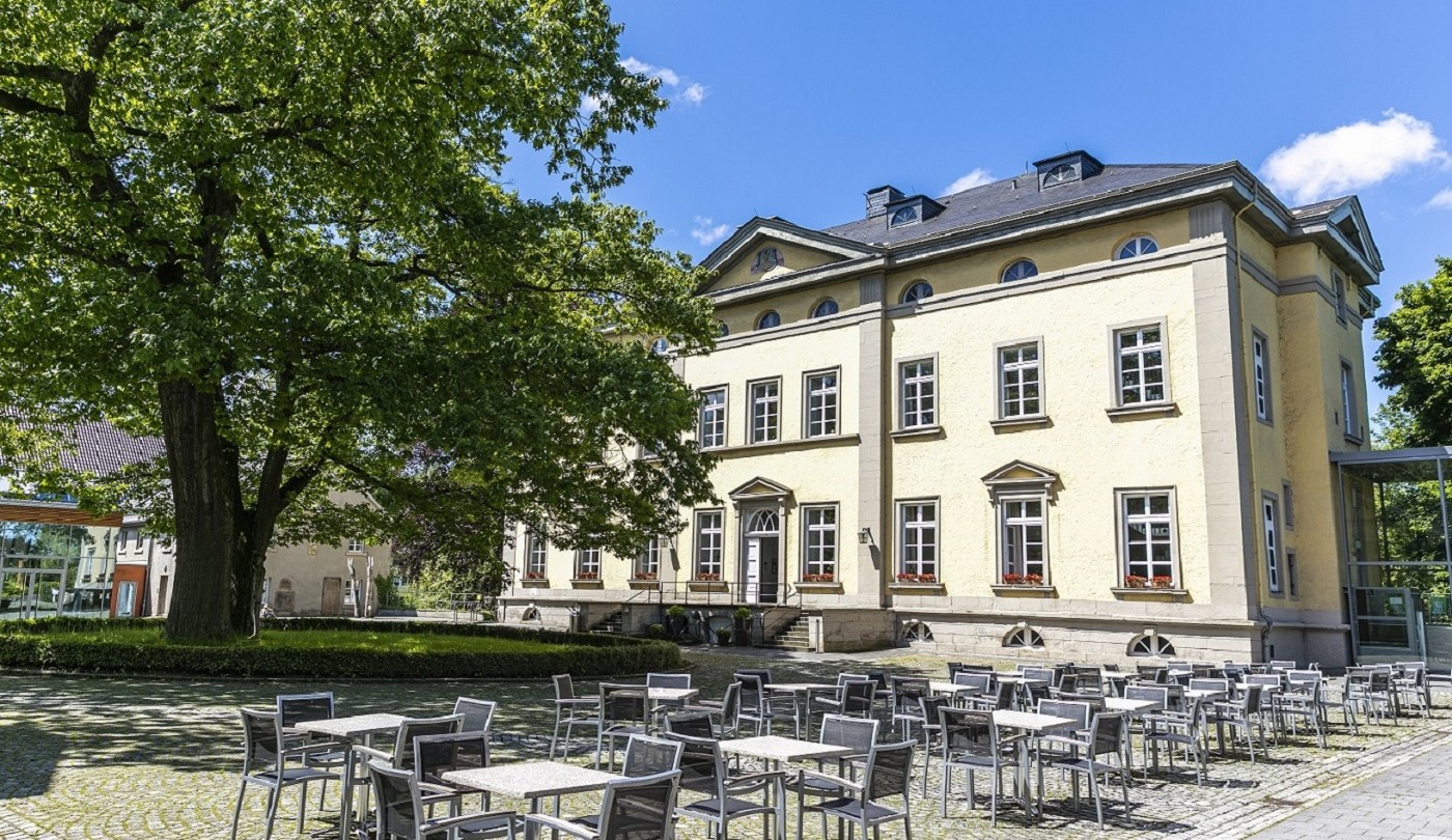 innenhof terrasse