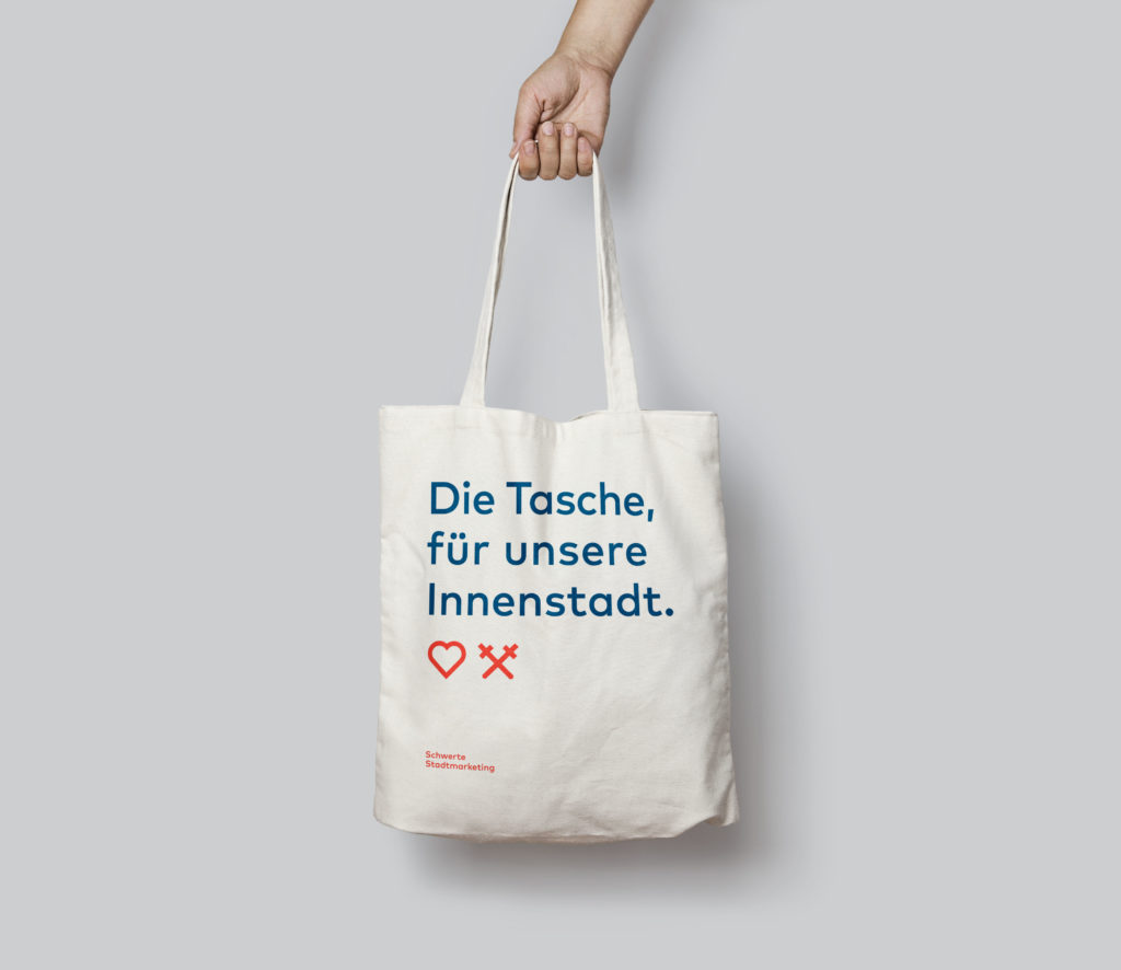 Schwerte Tote Bag Mockup Support2 1 Rot Blau 1